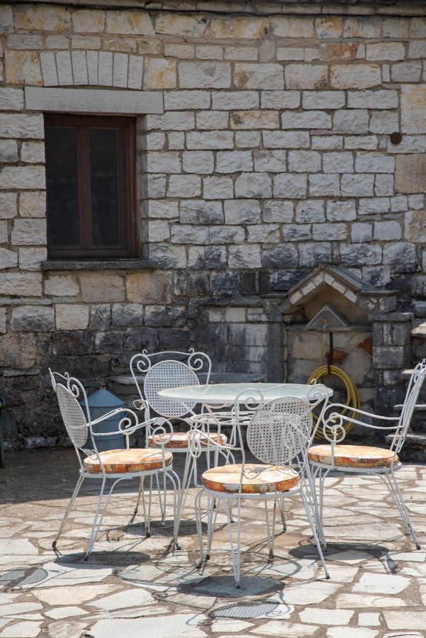 Villa Cozy Traditional House In Kato Pedina- To Petrino Exterior foto